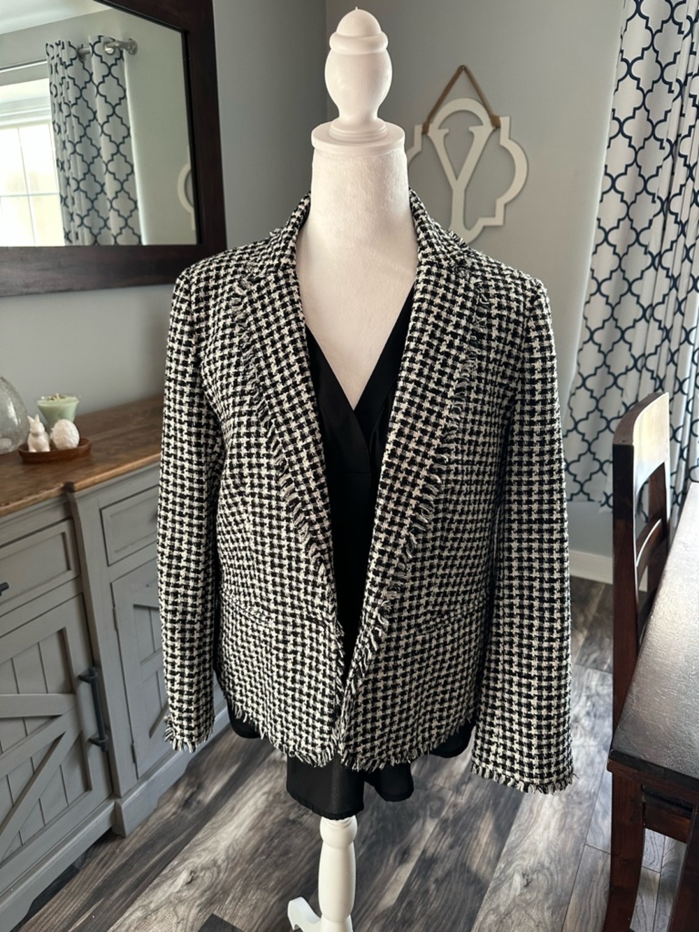 Ann Taylor Houndstooth Newberry Blazer + Sleeveless Top